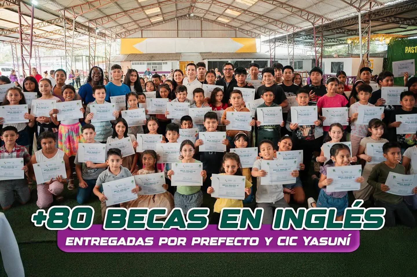 Lee más sobre el artículo 80 BECAS DE INGLÉS SE ENTREGAN POR PARTE DEL PREFECTO.